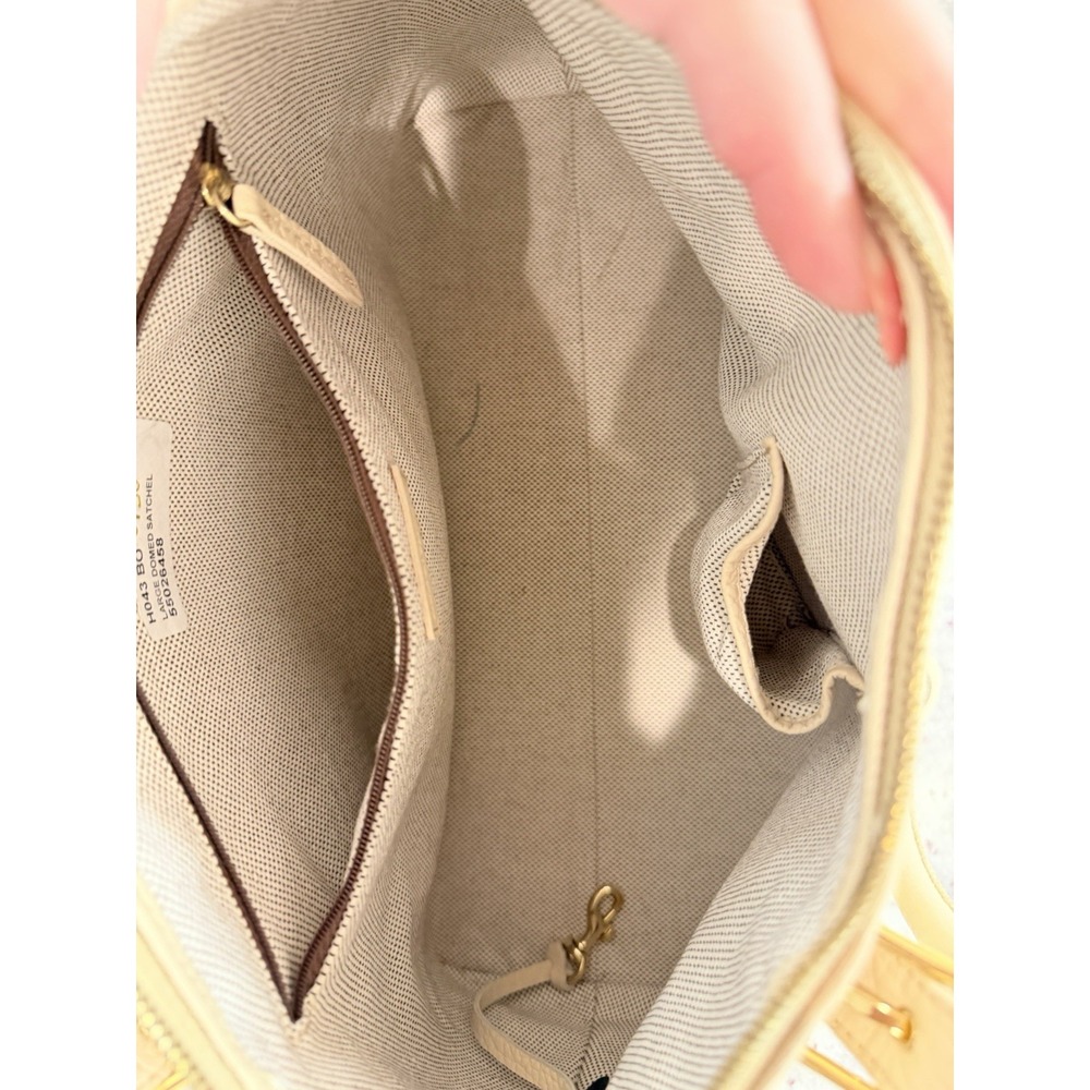 Nwt Dooney & Bourke handbag "Large Domed Satchel ivory - Picture 4 of 11